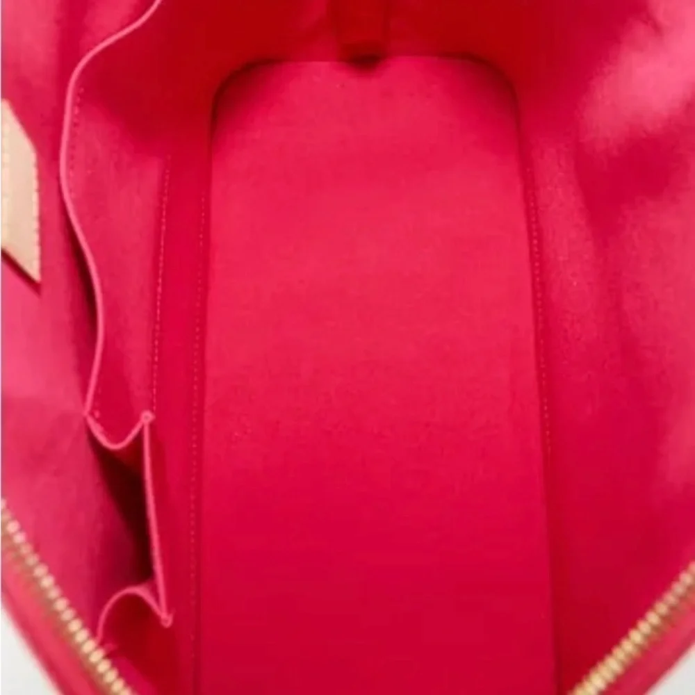 Louis Vuitton Pink Rose Indian Leather Monogram Vernis Alma GM Pristine, COA